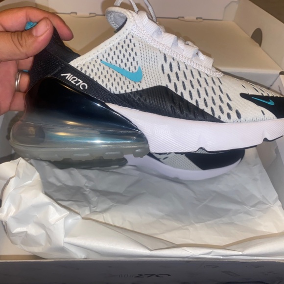 Nike Air Max 270 - Picture 3 of 5